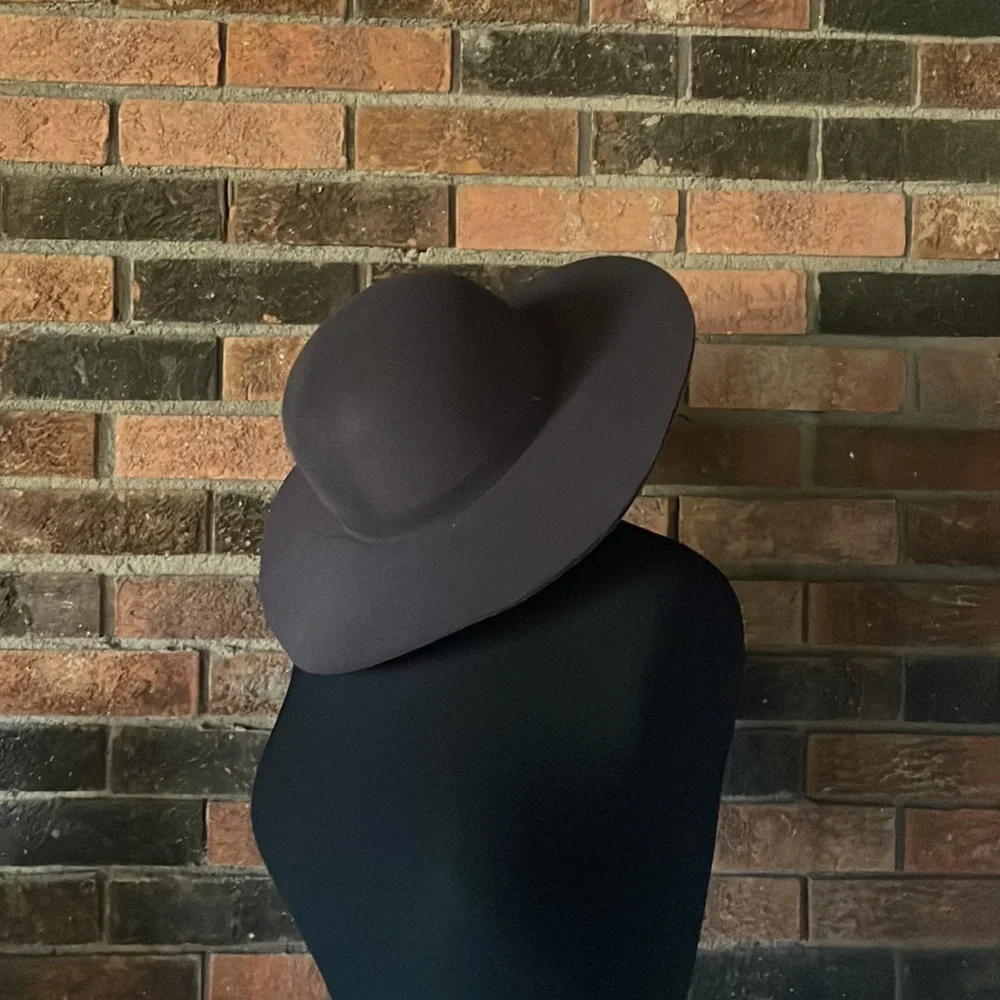 Charcoal Wide Brimmed Wool‎ Hat